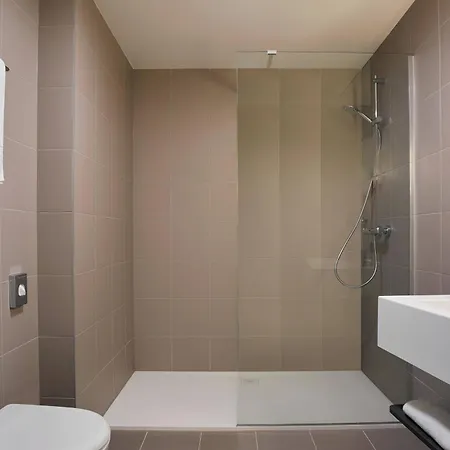 Moxy Sophia Antipolis Biot