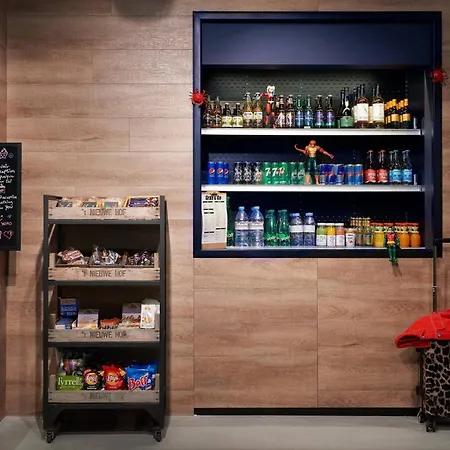 Отель Moxy Sophia Antipolis
