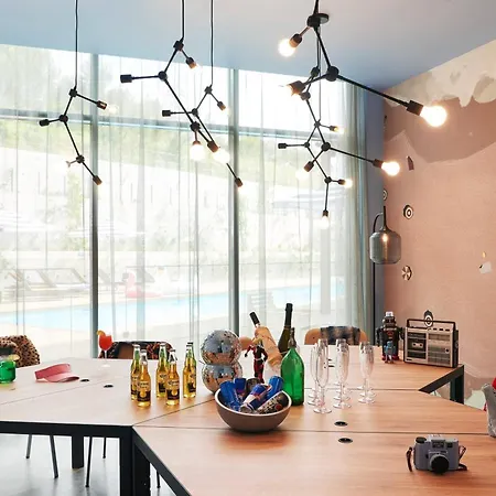 Hotel Moxy Sophia Antipolis Biot