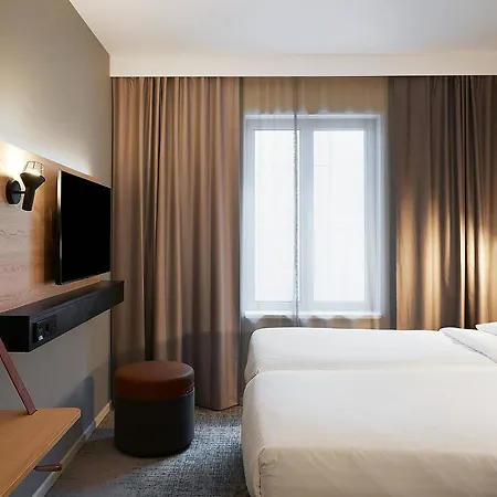 Hotel Moxy Sophia Antipolis 3*